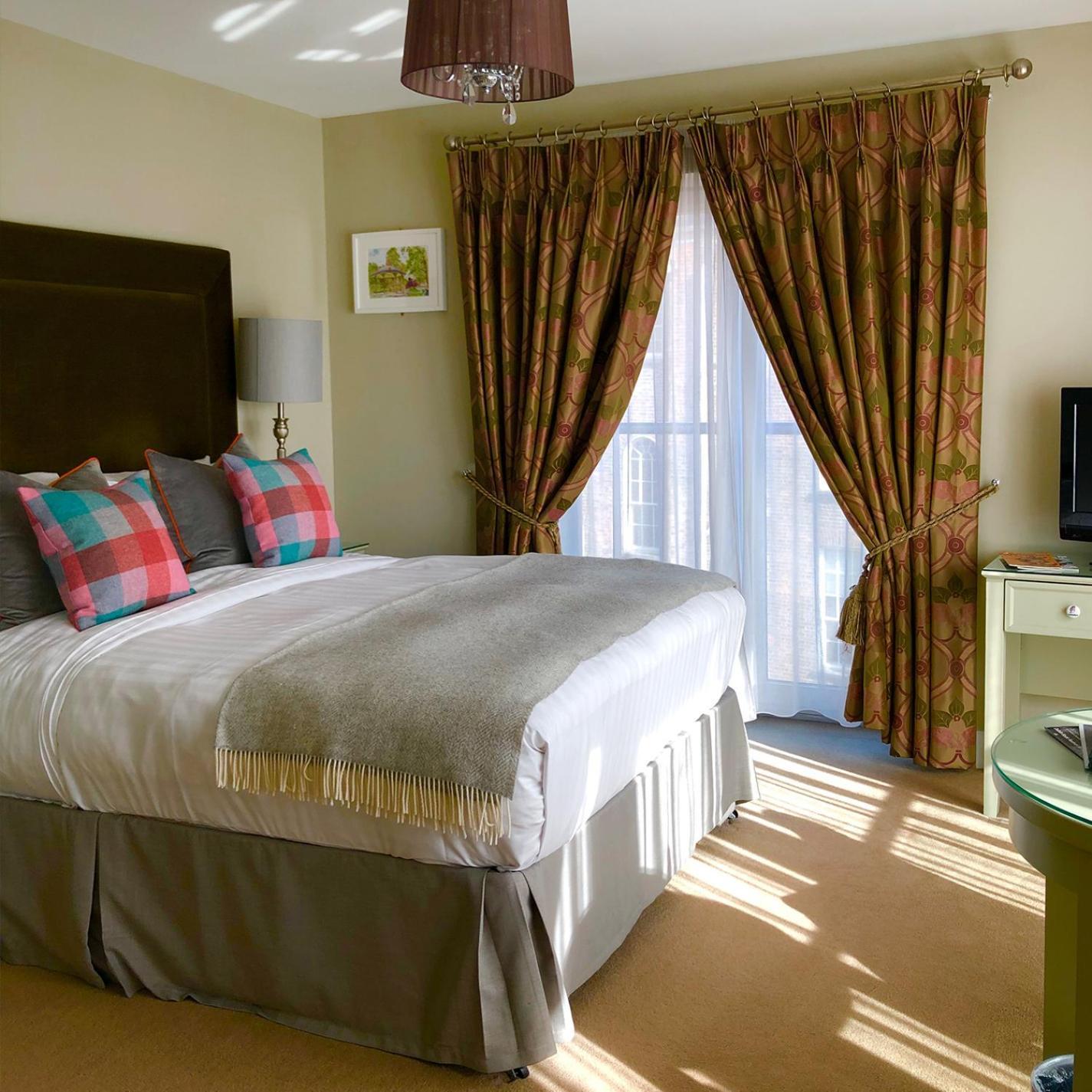No.1 Pery Square Hotel & Spa ลิเมอริค ภายนอก รูปภาพ